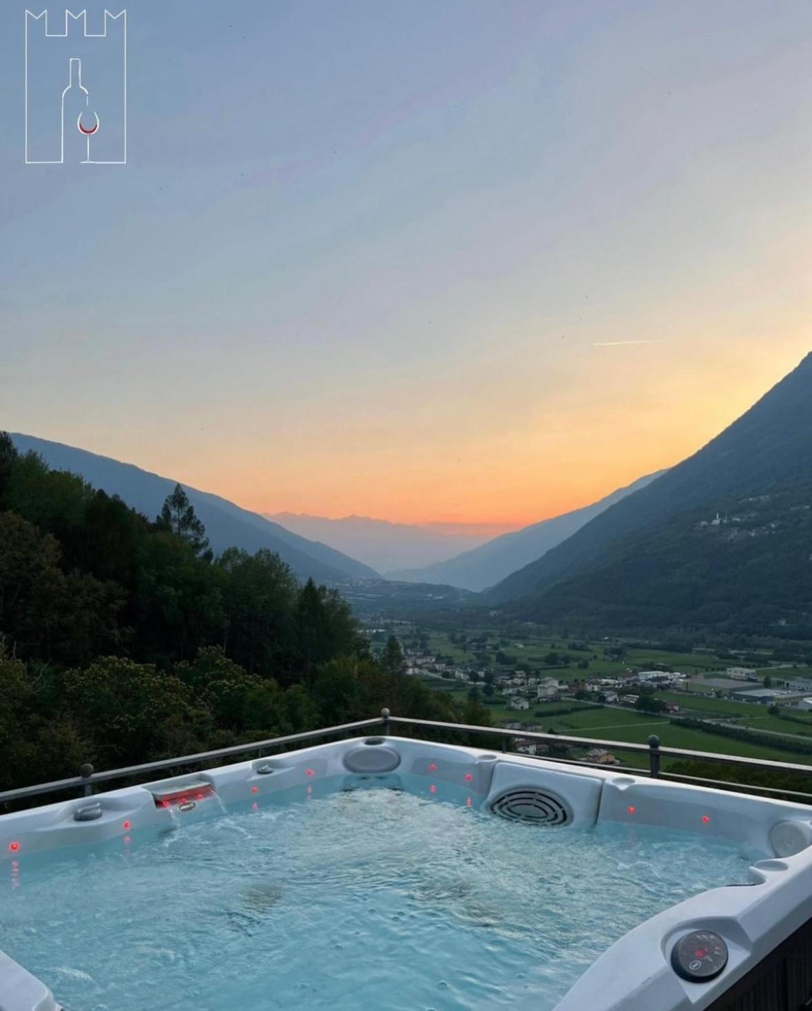 Foppoli Castle, Private 11Th Century Fortress With Panoramic View, Sauna And Hot Tub Overlooking The Valtellina Mazzo di Valtellina Kültér fotó