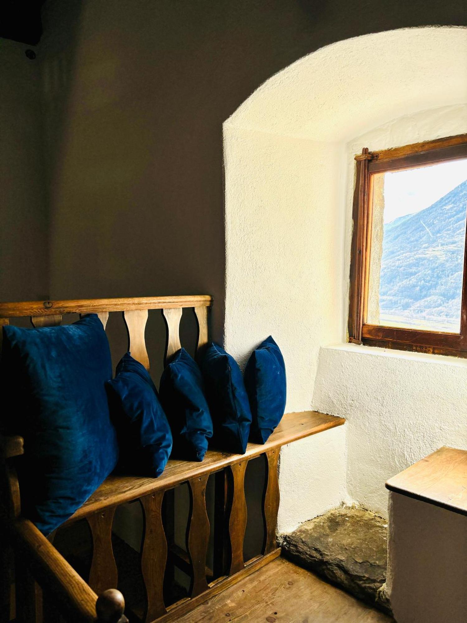 Foppoli Castle, Private 11Th Century Fortress With Panoramic View, Sauna And Hot Tub Overlooking The Valtellina Mazzo di Valtellina Kültér fotó