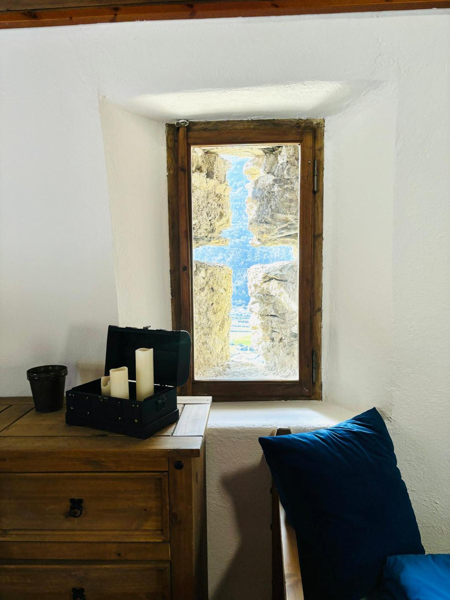 Foppoli Castle, Private 11Th Century Fortress With Panoramic View, Sauna And Hot Tub Overlooking The Valtellina Mazzo di Valtellina Kültér fotó